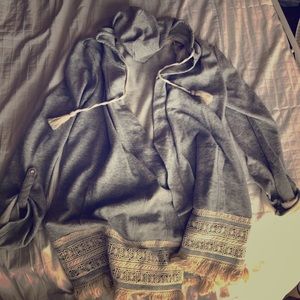 Grey trimmed Cardigan